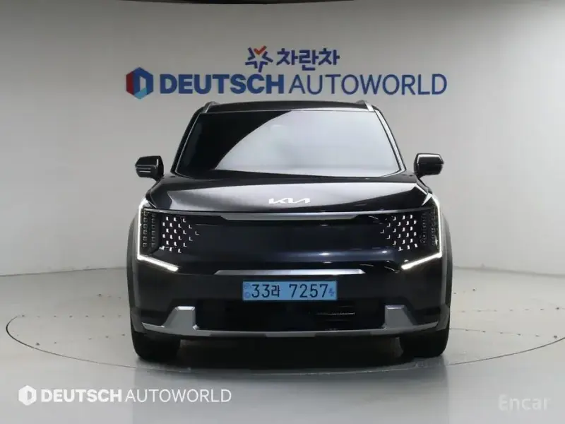 2023 Kia EV9 с пробегом 92 644 км