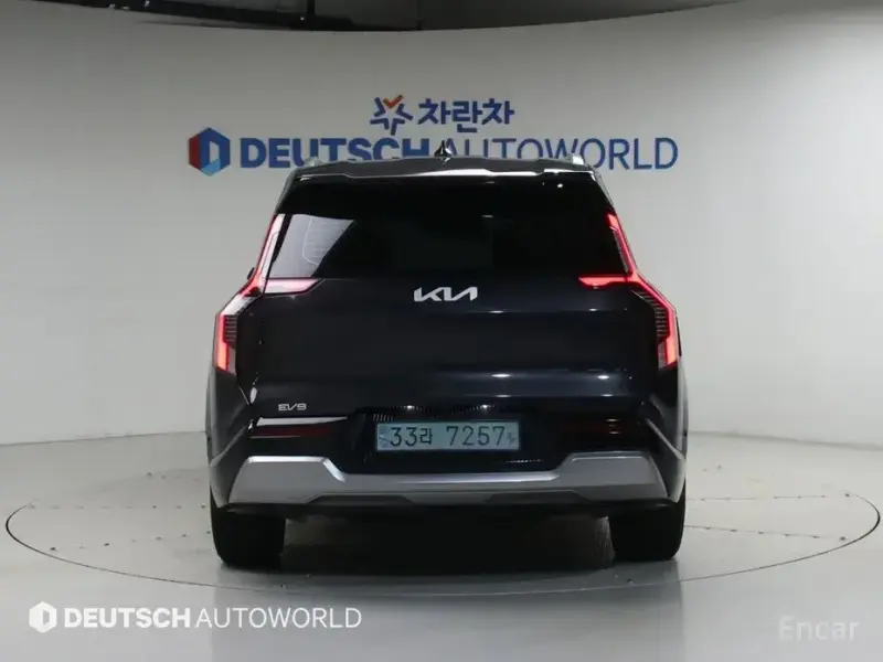 2023 Kia EV9 с пробегом 92 644 км