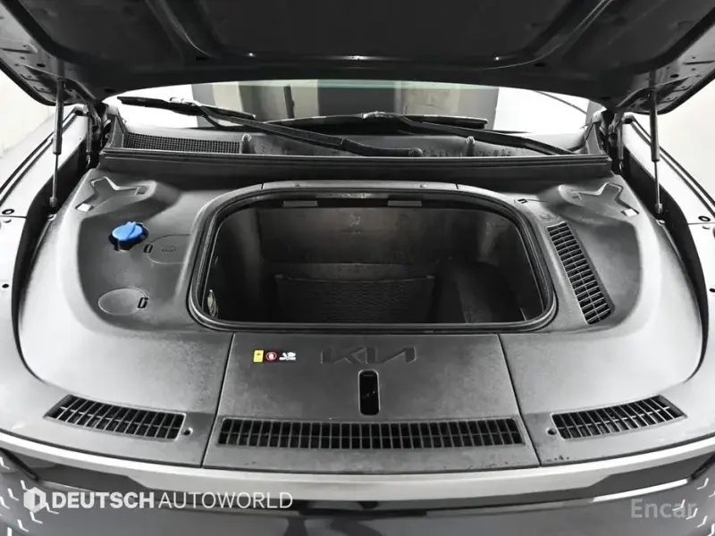 2023 Kia EV9 с пробегом 92 644 км