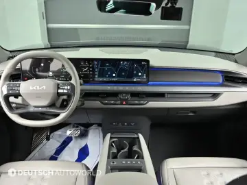 2023 Kia EV9 с пробегом 92 644 км