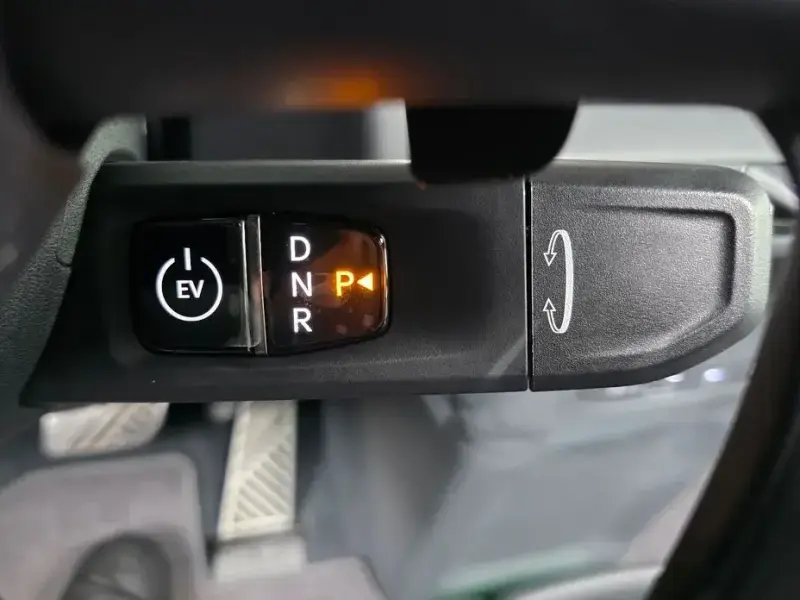 2023 Kia EV9 с пробегом 56 226 км