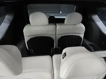 2023 Kia EV9 с пробегом 56 226 км