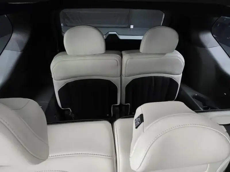2023 Kia EV9 с пробегом 56 226 км
