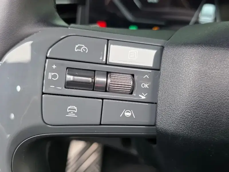 2023 Kia EV9 с пробегом 56 226 км