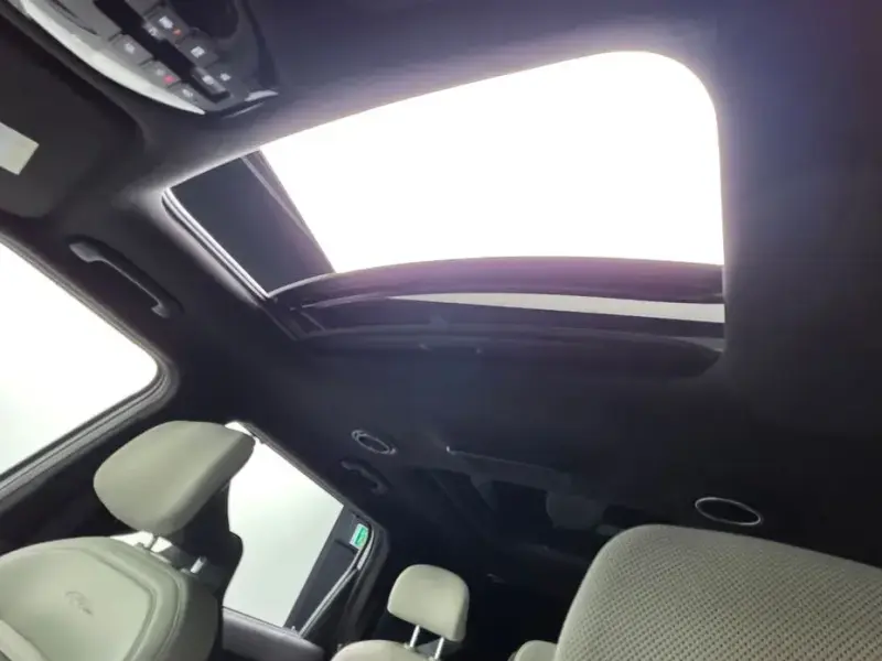2023 Kia EV9 с пробегом 56 226 км