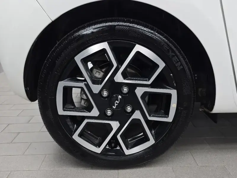2023 Kia Ray с пробегом 18 081 км