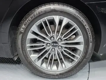 2022 Kia K9 с пробегом 72 726 км