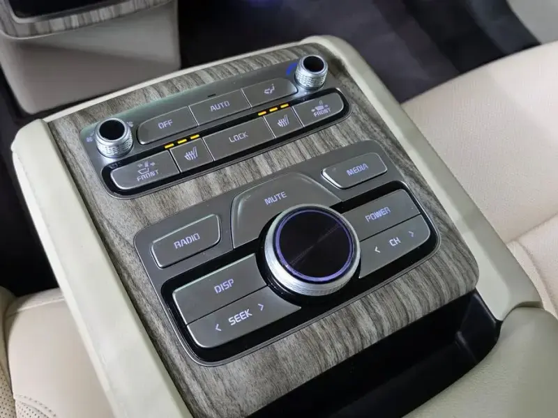 2022 Kia K9 с пробегом 72 726 км