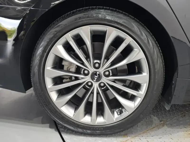 2023 Kia K9 с пробегом 24 324 км