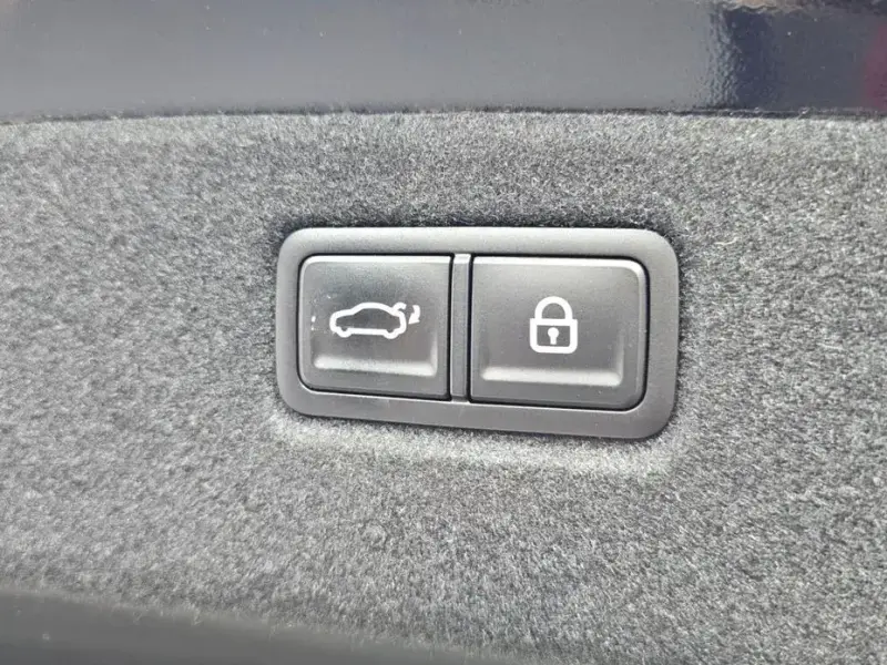 2023 Kia K9 с пробегом 24 324 км
