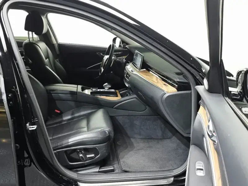 2022 Kia K9 с пробегом 36 028 км