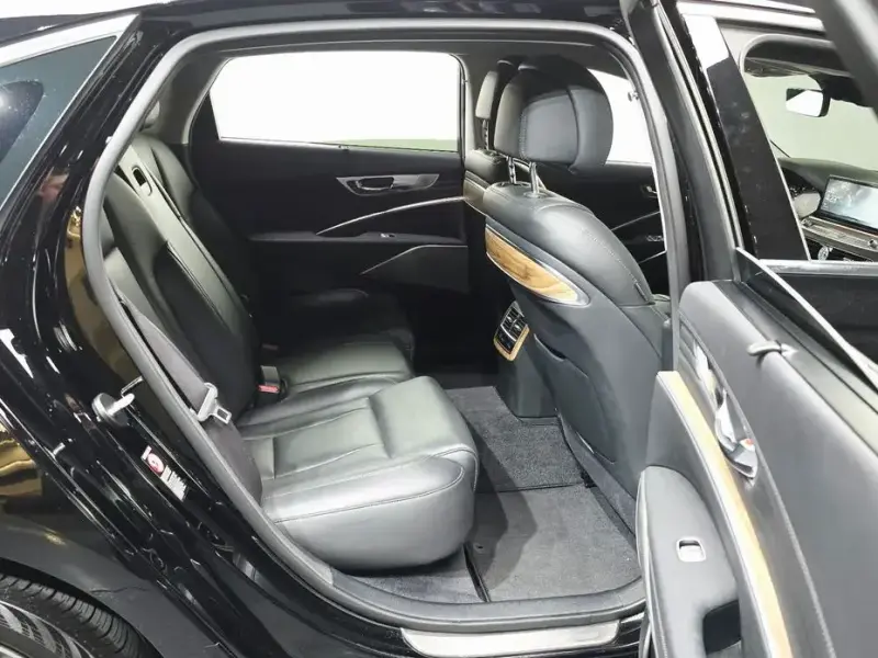 2022 Kia K9 с пробегом 36 028 км