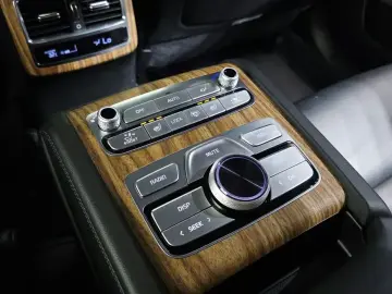 2022 Kia K9 с пробегом 36 028 км