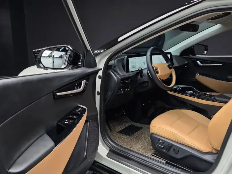 2023 Kia EV6 с пробегом 49 081 км