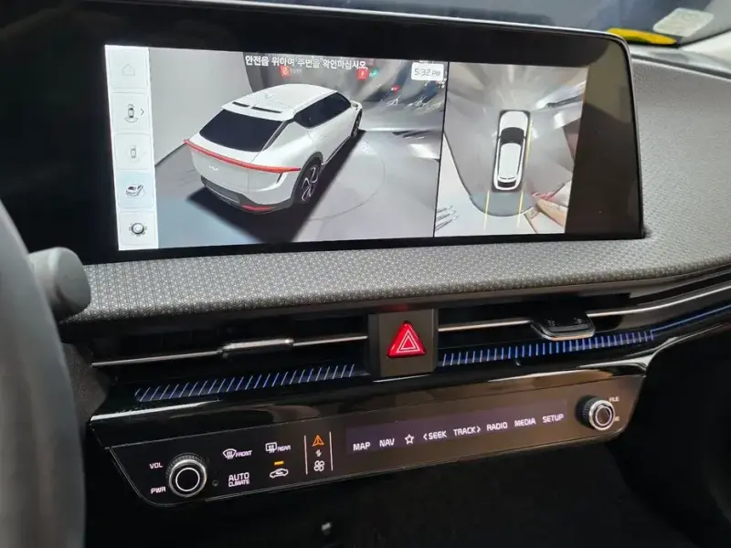2023 Kia EV6 с пробегом 49 081 км