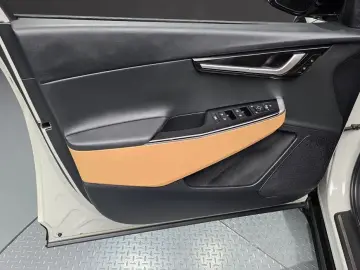 2023 Kia EV6 с пробегом 49 081 км