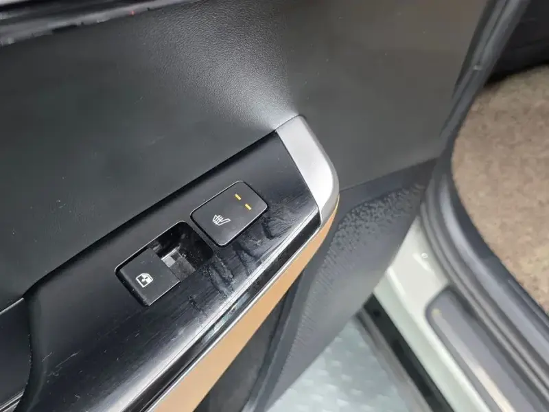 2023 Kia EV6 с пробегом 49 081 км