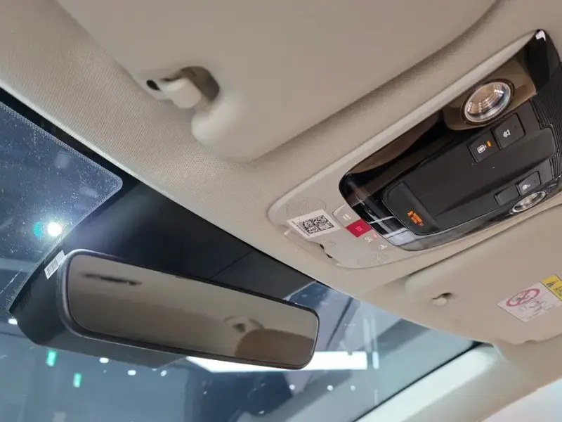 2023 Kia EV6 с пробегом 49 081 км