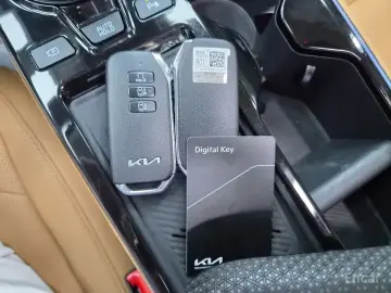 2023 Kia EV6 с пробегом 17 000 км