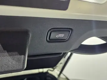 2022 Kia EV6 с пробегом 66 385 км