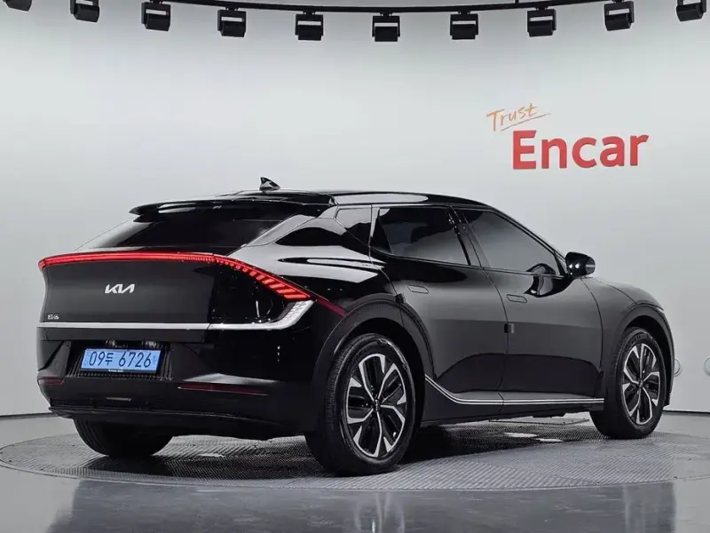 2022 Kia EV6 с пробегом 78 259 км