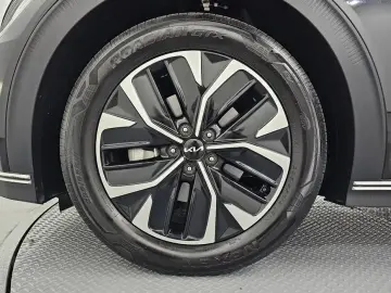 2022 Kia EV6 с пробегом 78 259 км