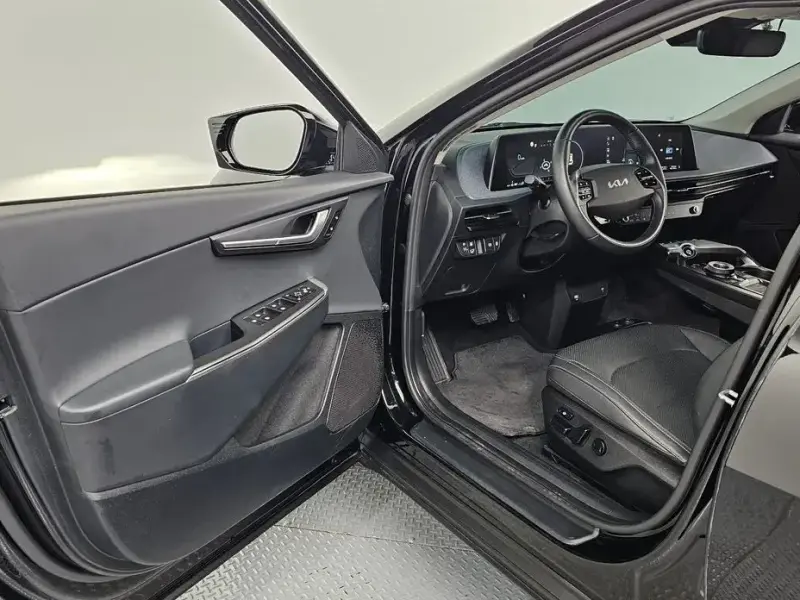 2022 Kia EV6 с пробегом 78 259 км