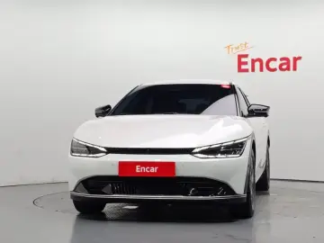 2022 Kia EV6 с пробегом 70 958 км