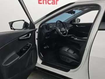 2022 Kia EV6 с пробегом 70 958 км