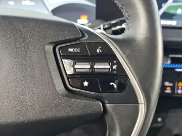 2022 Kia EV6 с пробегом 70 958 км
