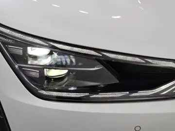 2022 Kia EV6 с пробегом 70 958 км
