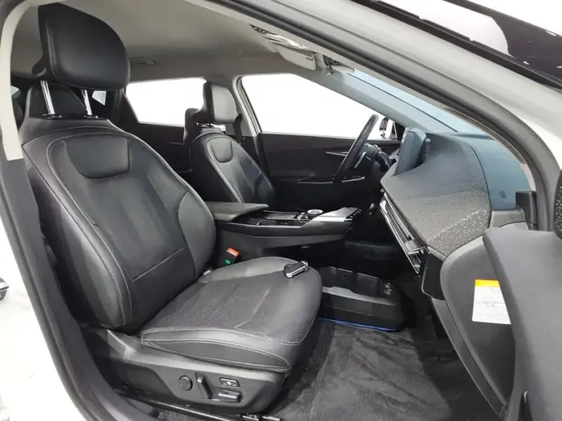 2022 Kia EV6 с пробегом 70 958 км