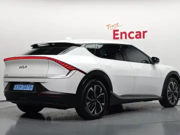 2022 Kia EV6 с пробегом 37 947 км