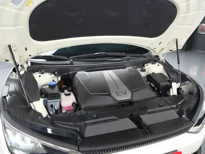 2022 Kia EV6 с пробегом 37 947 км