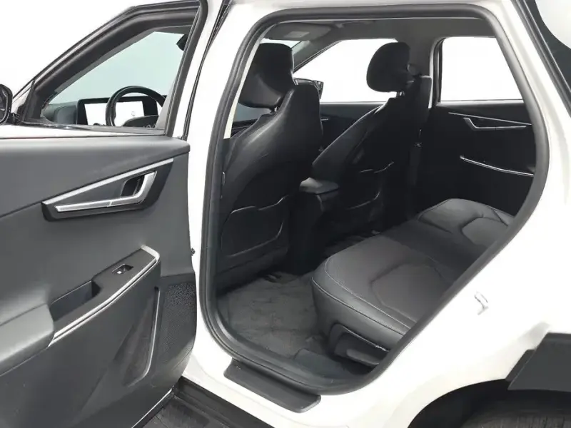 2022 Kia EV6 с пробегом 37 947 км
