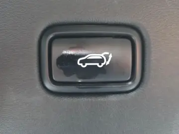2022 Kia EV6 с пробегом 37 947 км