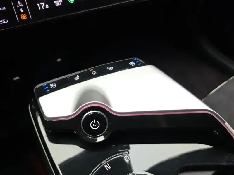 2022 Kia EV6 с пробегом 61 606 км
