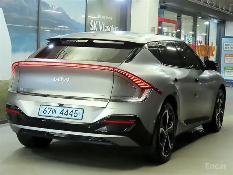 2024 Kia EV6 с пробегом 20 476 км