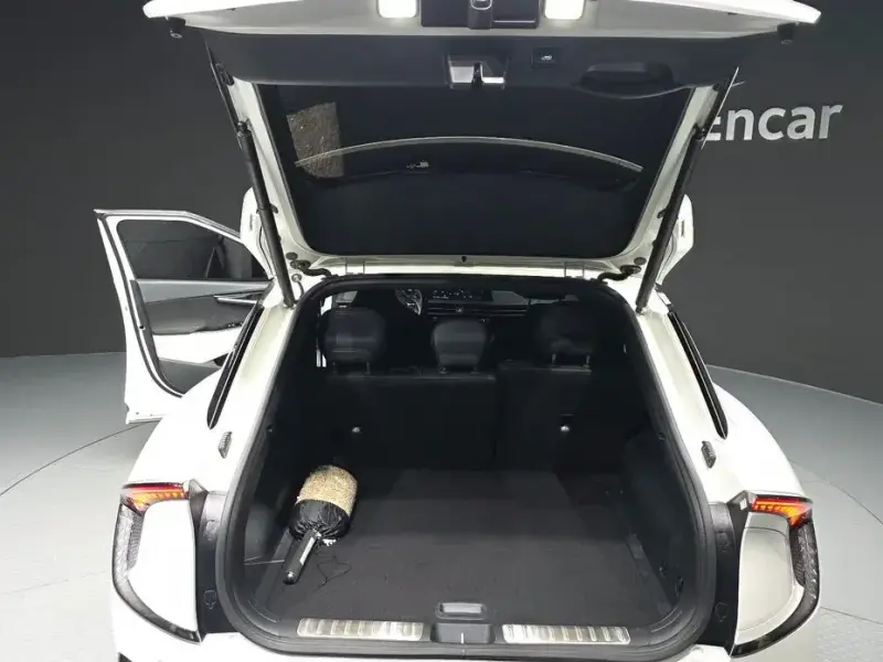 2022 Kia EV6 с пробегом 61 606 км