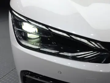 2022 Kia EV6 с пробегом 61 606 км