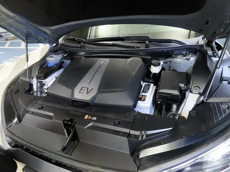 2024 Kia EV6 с пробегом 20 476 км