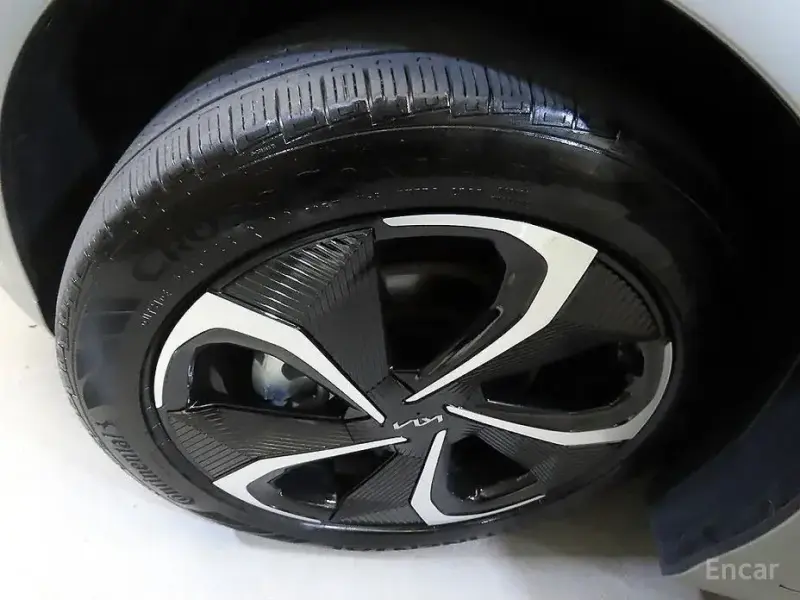 2024 Kia EV6 с пробегом 20 476 км