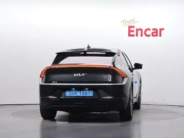 2022 Kia EV6 с пробегом 36 645 км