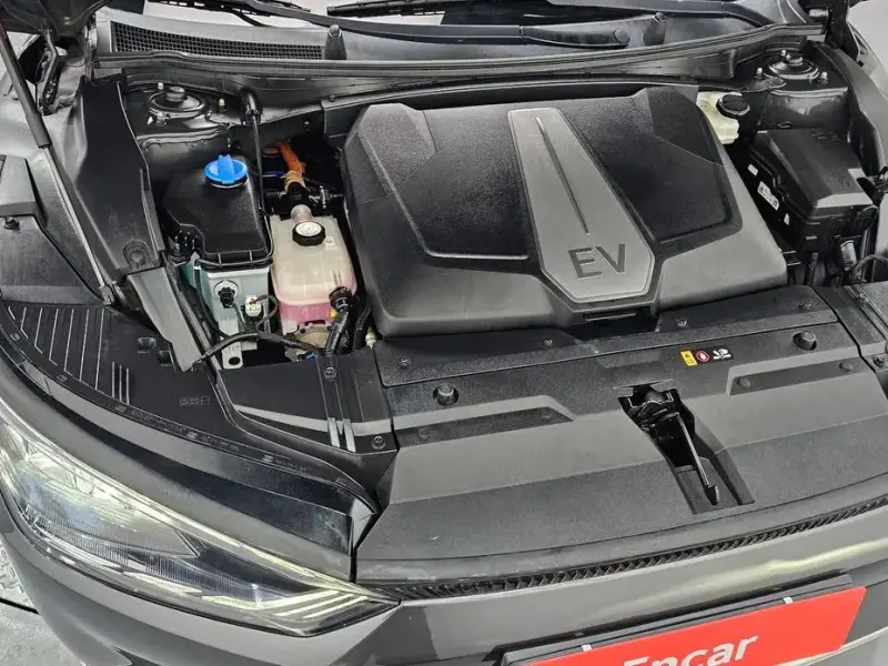 2022 Kia EV6 с пробегом 36 645 км