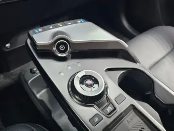 2022 Kia EV6 с пробегом 36 645 км
