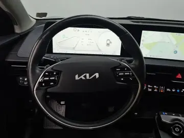 2022 Kia EV6 с пробегом 36 645 км
