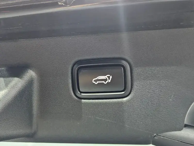 2022 Kia EV6 с пробегом 36 645 км