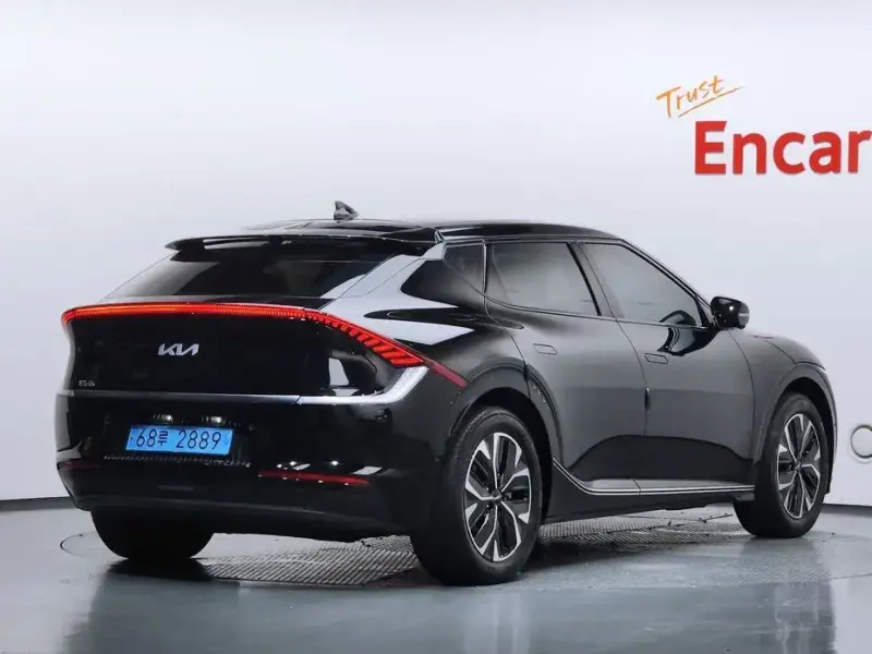 2023 Kia EV6 с пробегом 46 797 км