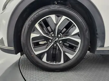 2022 Kia EV6 с пробегом 95 582 км