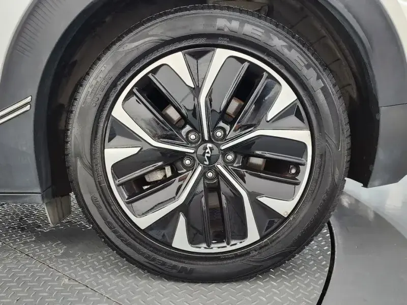 2022 Kia EV6 с пробегом 95 582 км